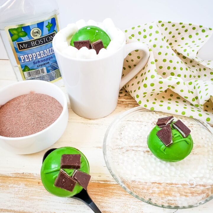 Boozy ST. Patrick's Day Hot Chocolate Bombs