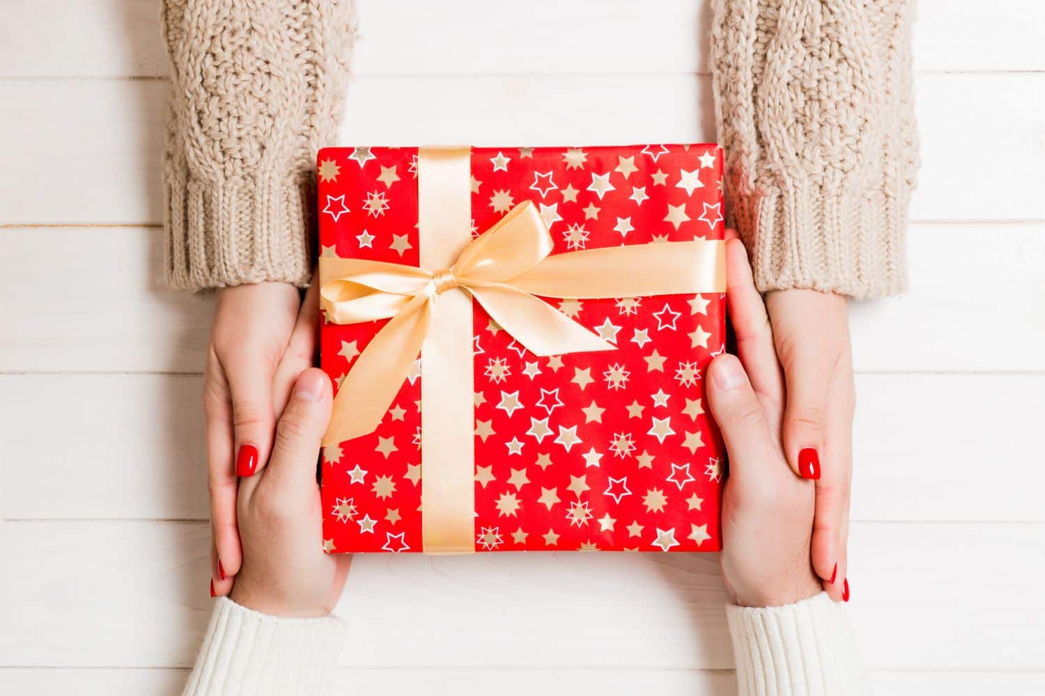30 Awesome Gifts for Husbands Under $30