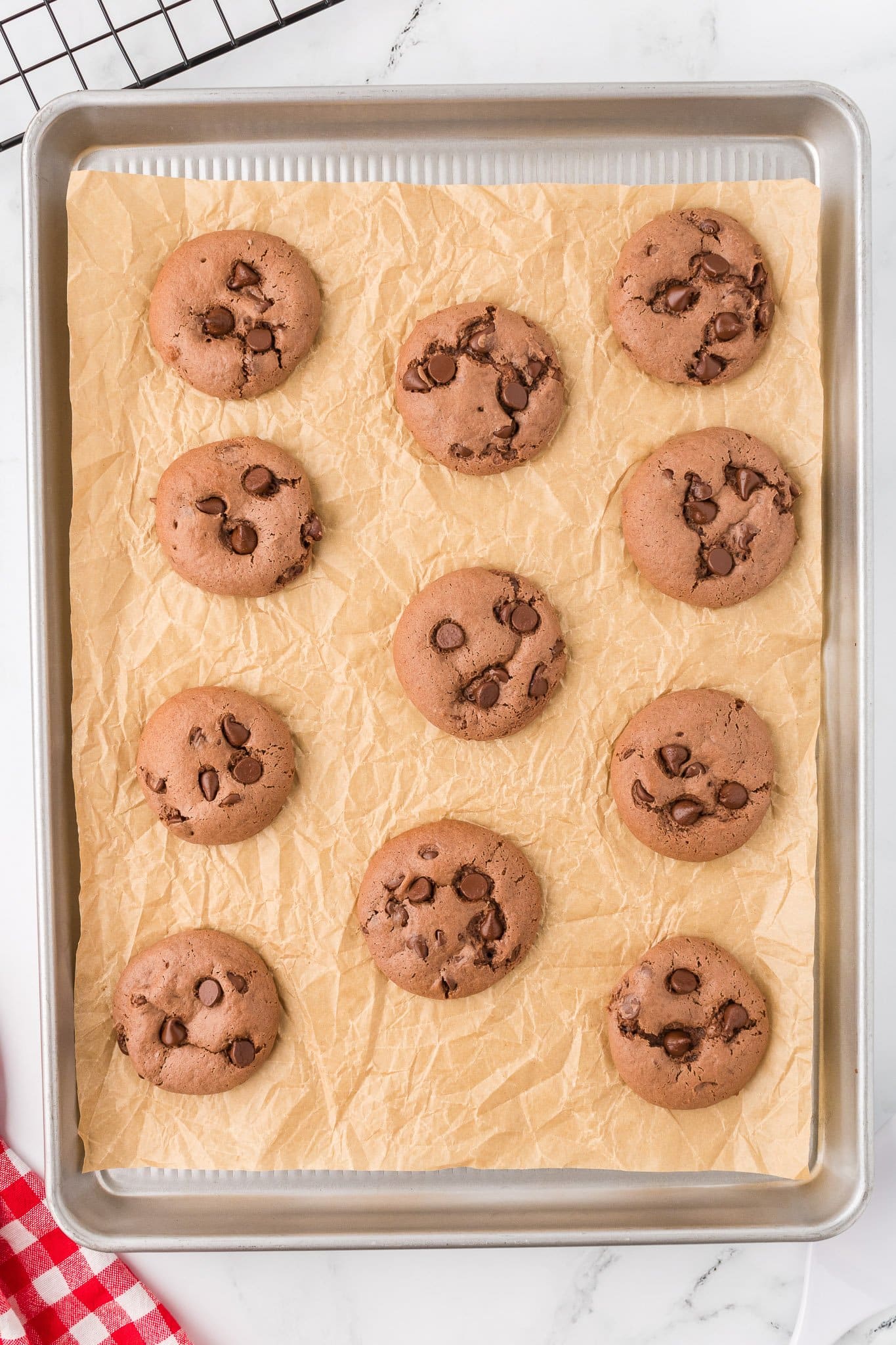 how to make chocolate cake mix cookies