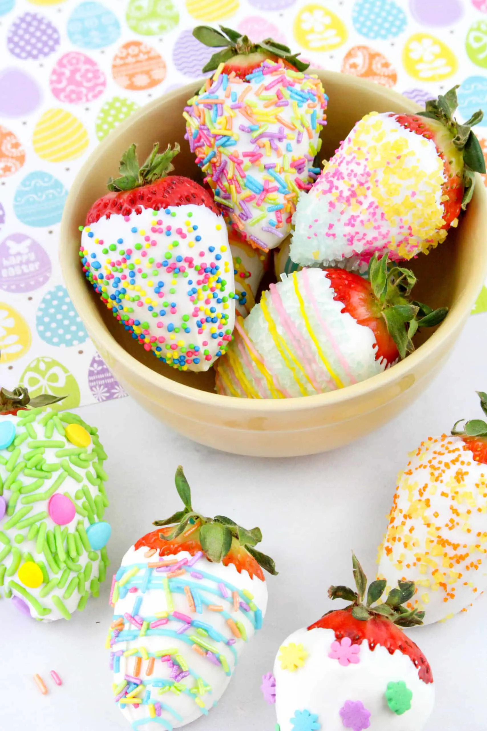 Colorful And Fun Chocolate Covered Easter Strawberries