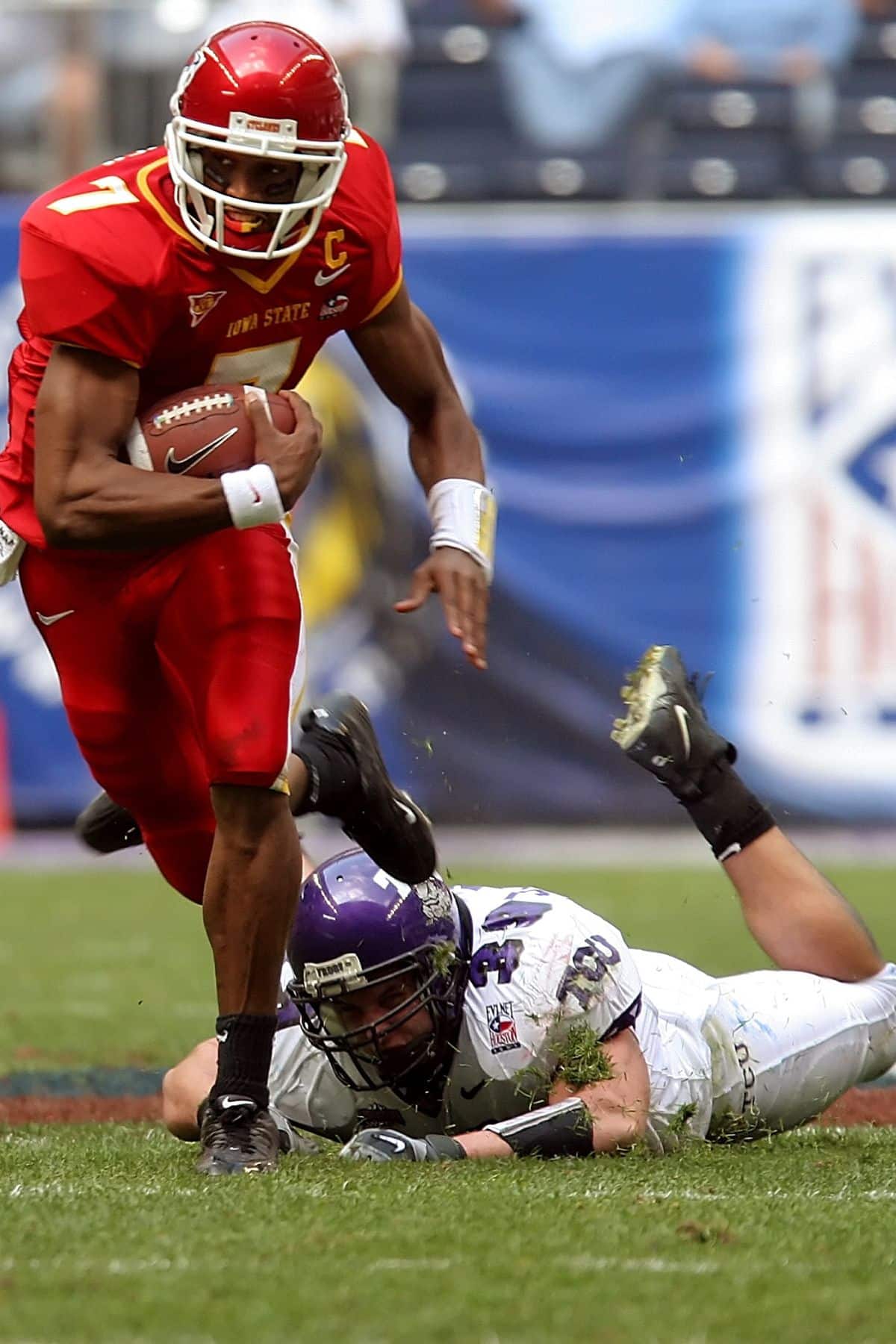 141 Funny Football Puns And Jokes For Your Team