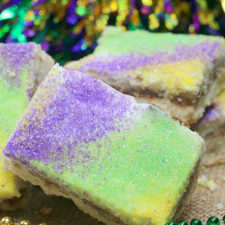 Mardi Gras King Cake Pecan Bars (With Rum)