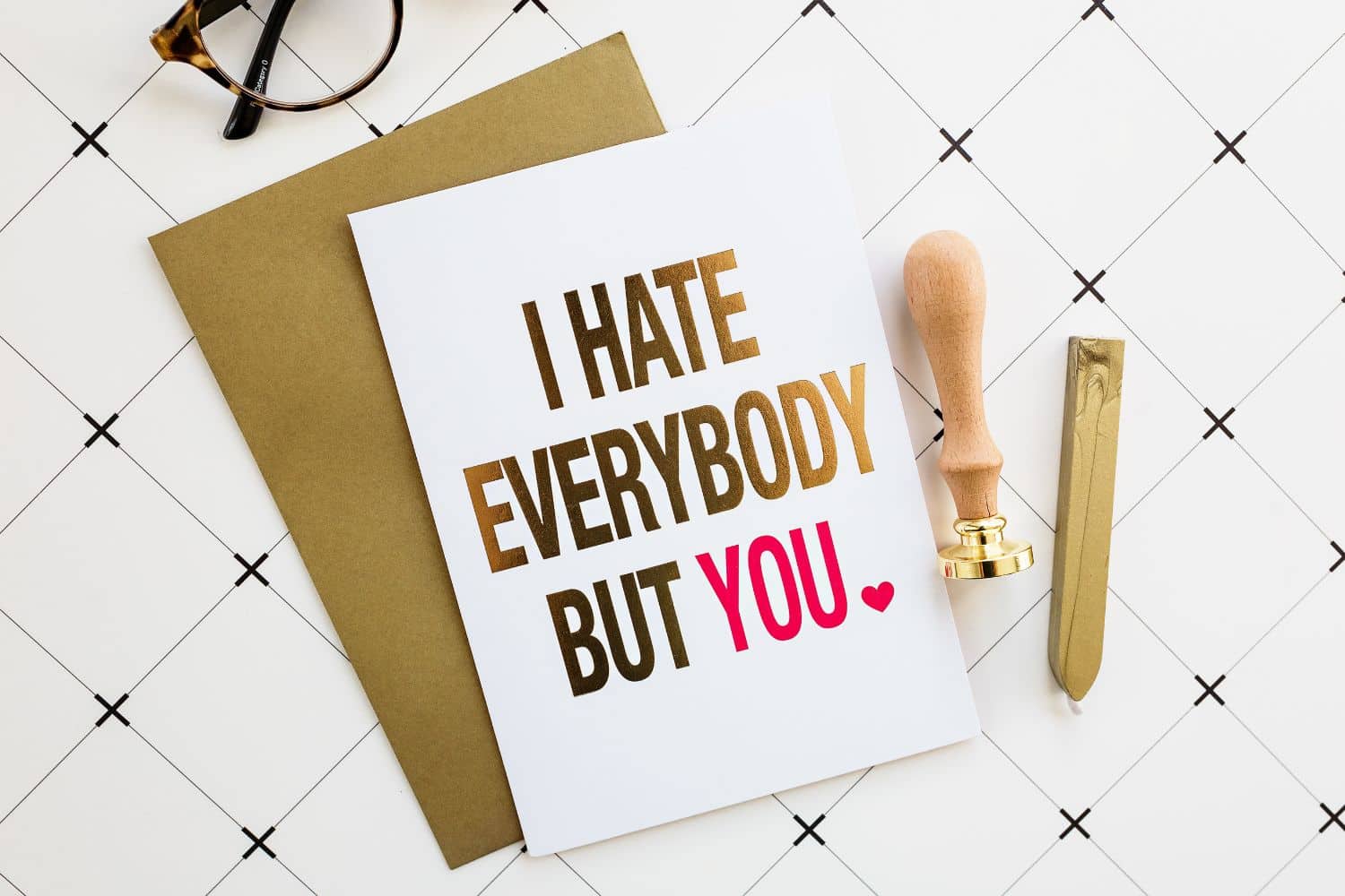 19 Unique Valentine’s Day Gift Ideas She Will Absolutely Love