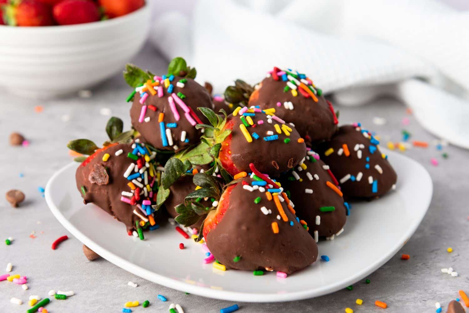 Vegan Chocolate-Covered Strawberries for Valentine’s Day