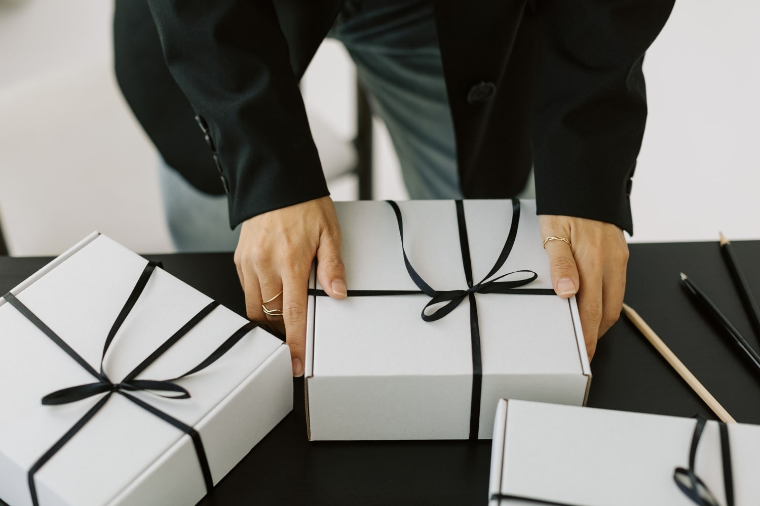 Your Short Guide to Stylish Gift Giving