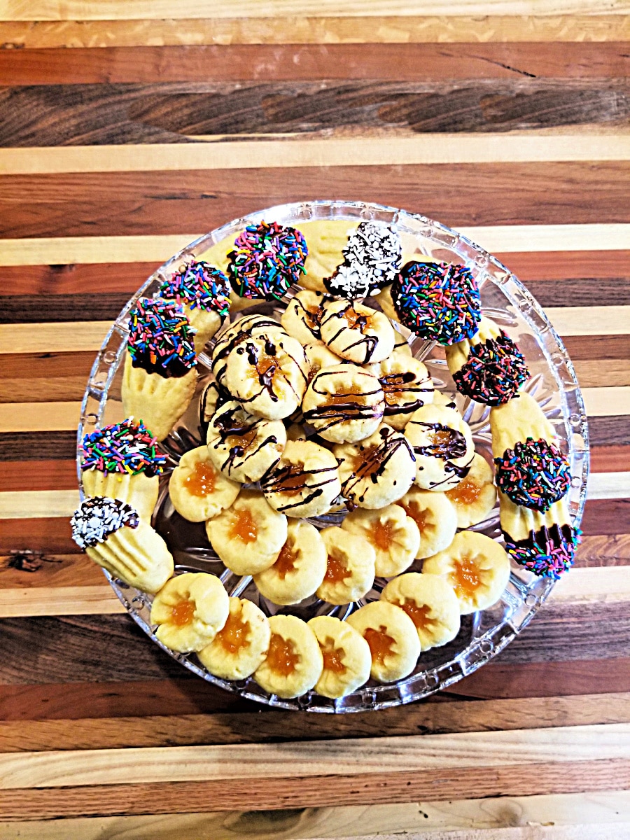 italian butter cookies on a glass stand
