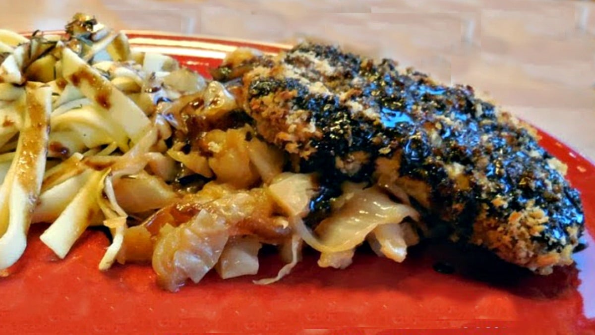 crunchy baked pork, pork dinner, pork with cabbage apples and onions