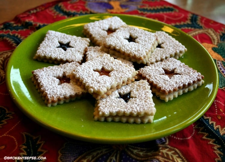 Holiday cookies, Linzer tarts
