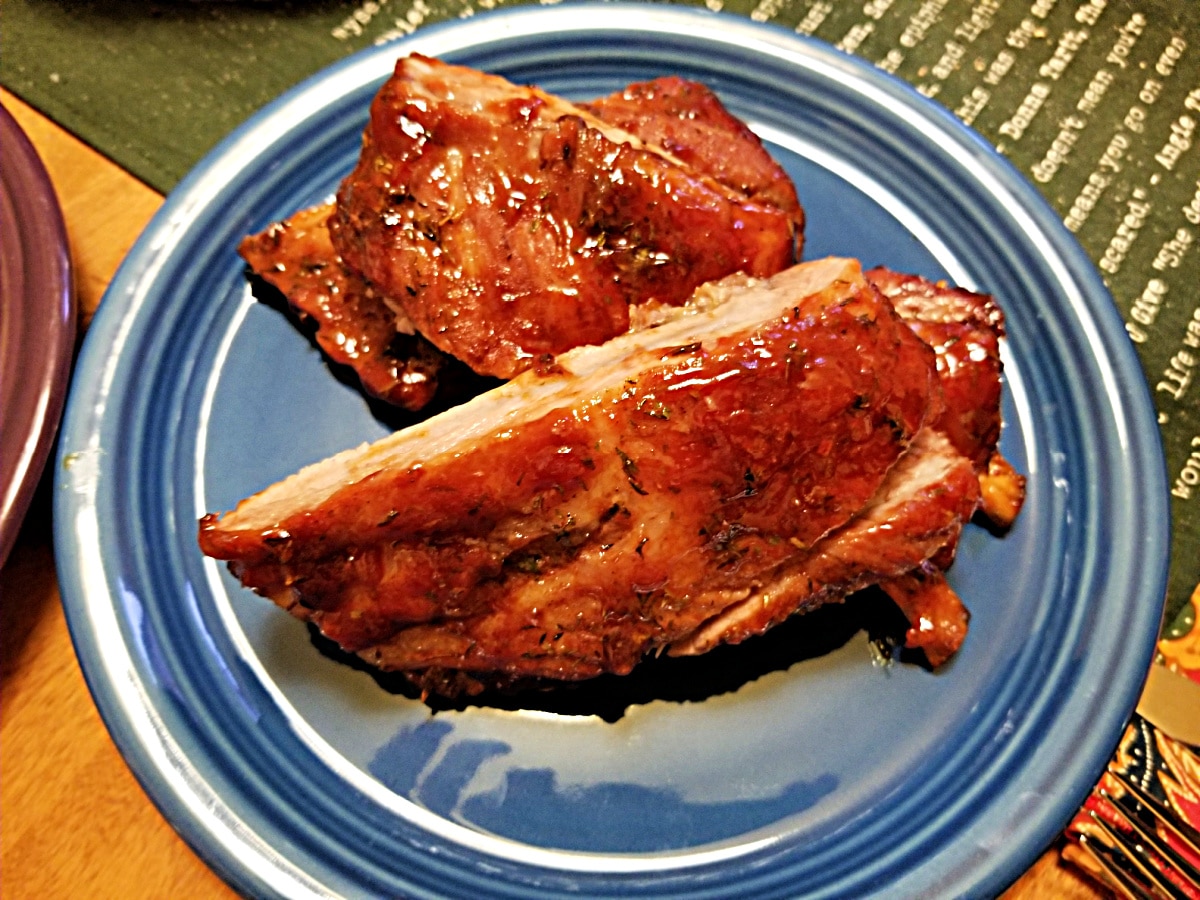 ribs on a plate