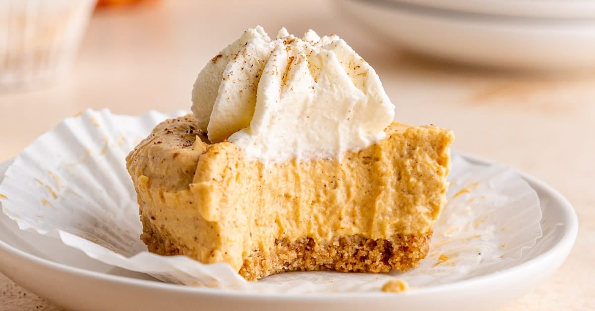 Mini Pumpkin Cheesecakes (No Bake) - Broken Oven Baking Company