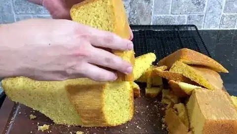 Bluey Duck Cake Recipe