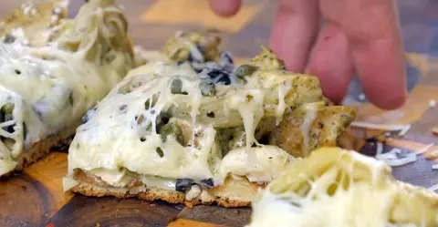 Chicken Pesto Flatbread Tropical Smoothie Recipe
