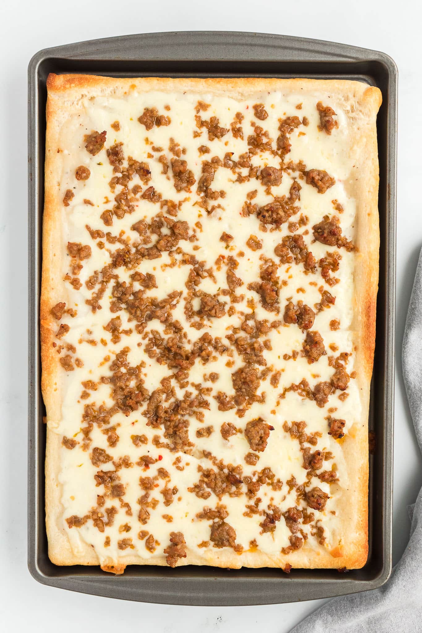 sausage gravy pizza instructions