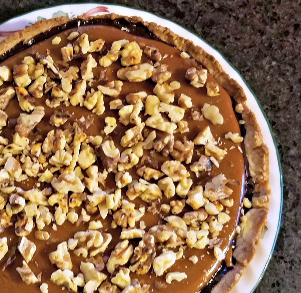 turtle shortbread cookie tart recipe, turtle shortbread, shortbread